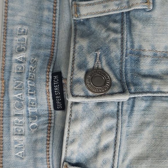 American Eagle Outfitters Distressed Shortie - Picture 3 of 5